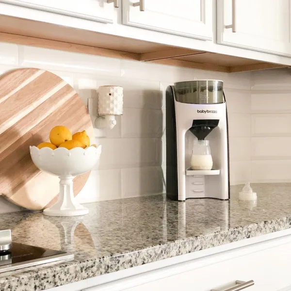 Baby Brezza Formula Pro Advanced piimasegu valmistaja